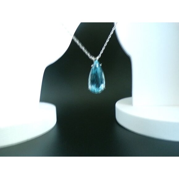 Natural Blue Topaz Pear shaped 30mm X 17MM Pendant 18" J Avery twisted chain - Picture 5 of 16